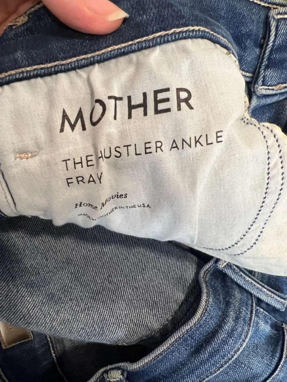 MOTHER the Hustler Ankle Fray Jeans in Home Movies Size 28